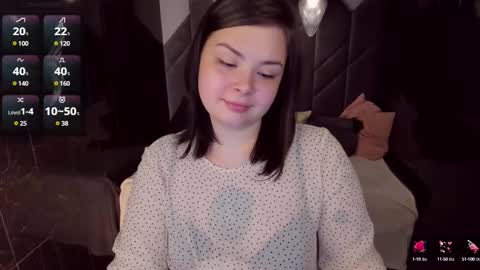Snapshot of maya_muse chatting on March 5, 6:12 pm Woman online show from March 5, 6:12 pm
