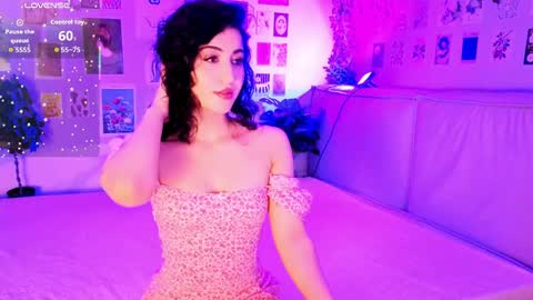 Maya online show from April 4, 2:46 pm