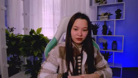 Maya online show from March 3, 7:15 am