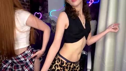 Maya  Lola online show from September 25, 6:42 am
