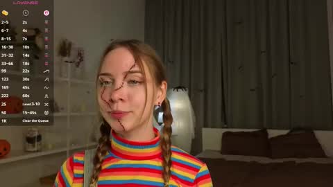 My name is Kara  online show from October 30, 8:42 pm