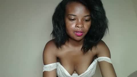 mayalabelle online show from December 1, 2:53 am