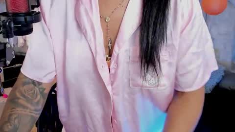 Nicolle Ruselle   Hello my lovely  schedule for great fun from  630 am and end 800 pm Colombian time I wait for you online show from October 26, 6:51 pm