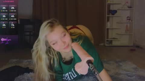 Maya  online show from September 29, 8:30 pm