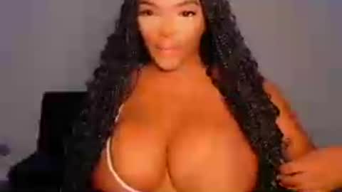 MayBabi online show from July 22, 10:28 am
