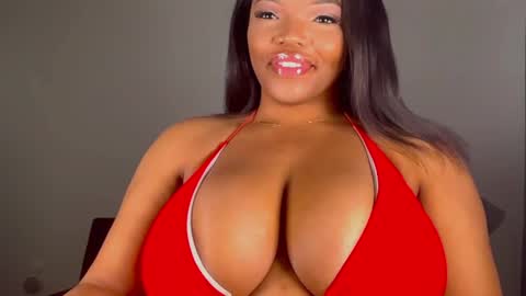 MayBabi online show from January 27, 12:05 pm