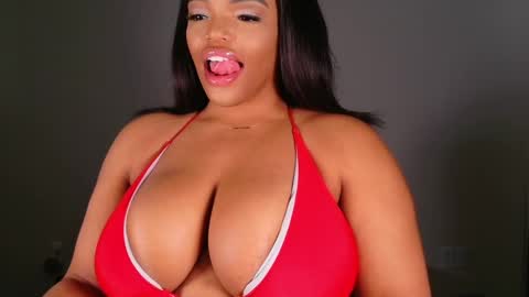 MayBabi online show from February 20, 11:31 am