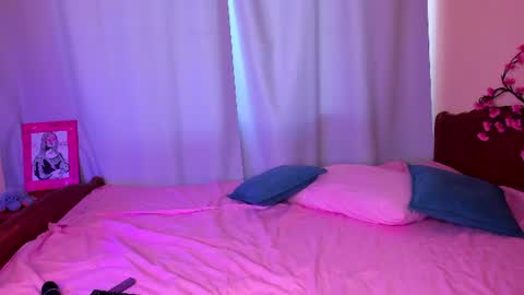 Emily  online show from July 2, 12:10 pm