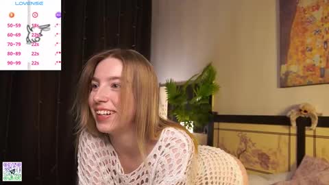 Violet online show from February 9, 11:25 pm