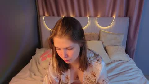 Snapshot of maygoodsell chatting on September 17, 6:55 pm Ann online show from September 17, 6:55 pm