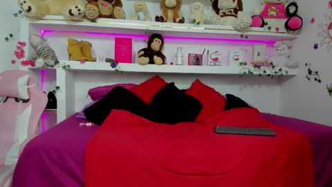 Mayli Rose online show from February 14, 10:45 pm