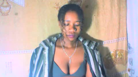 mayrah online show from March 9, 8:51 am