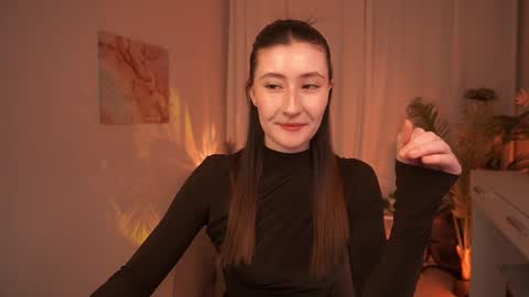  May  online show from April 18, 5:42 am