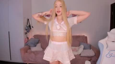  Mila  online show from September 29, 5:17 am