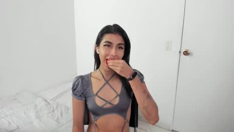 mazikeen_18 online show from November 25, 1:21 pm