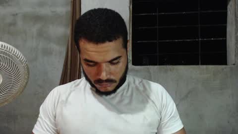 Snapshot of mcgregor_sexhot chatting on February 27, 4:46 am Mcgregor online show from February 27, 4:46 am