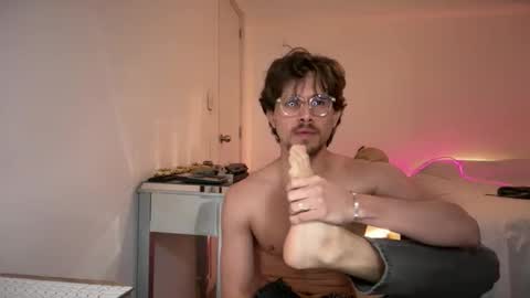 mcklister online show from February 24, 7:50 pm