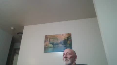Snapshot of mdane99 chatting on December 23, 3:18 am mdane99 online show from December 23, 3:18 am