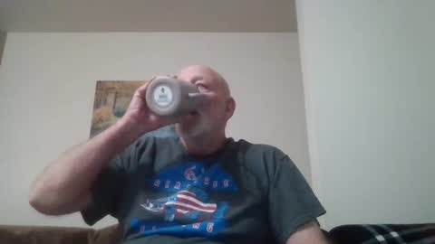 Snapshot of mdane99 chatting on December 26, 12:57 am mdane99 online show from December 26, 12:57 am