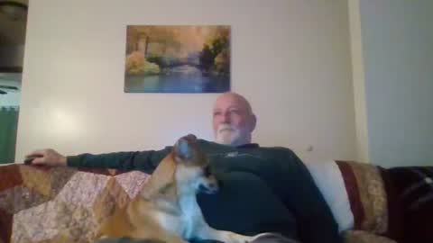 Snapshot of mdane99 chatting on January 3, 2:54 am mdane99 online show from January 3, 2:54 am