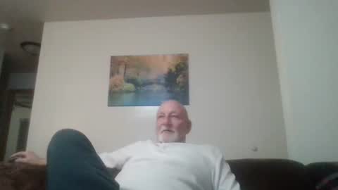 Snapshot of mdane99 chatting on December 18, 11:19 pm mdane99 online show from December 18, 11:19 pm