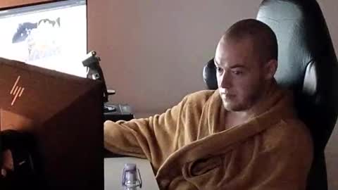 Chris online show from November 9, 7:27 pm