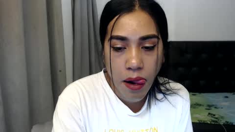 Mea online show from December 22, 4:06 pm