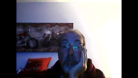 me at home online show from September 16, 10:17 am