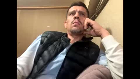 mecera83 online show from October 9, 10:21 am