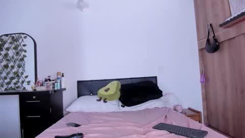 medussa13 online show from March 19, 1:16 pm