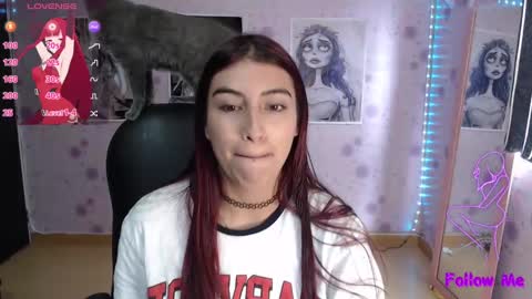 Snapshot of medussa_kat chatting on February 17, 8:16 pm Katrina online show from February 17, 8:16 pm