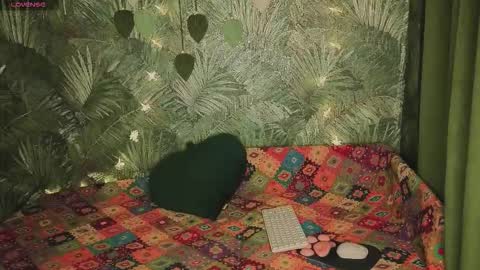 meeeewmeeeeow online show from September 25, 10:17 pm