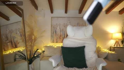 Andrea  online show from January 31, 4:06 pm