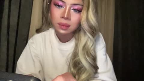 GODDESS OF ALL GODDESSES online show from October 16, 1:55 pm