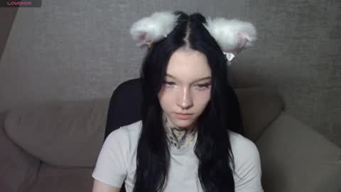 Snapshot of mefwhore chatting on February 28, 6:41 pm mefwhOre online show from February 28, 6:41 pm