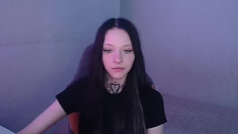 Snapshot of mefwhore chatting on October 1, 5:12 pm mefwhOre online show from October 1, 5:12 pm