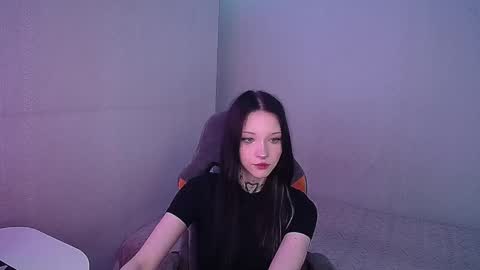 Snapshot of mefwhore chatting on October 15, 3:35 pm mefwhOre online show from October 15, 3:35 pm