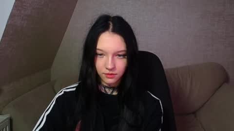 Snapshot of mefwhore chatting on March 7, 4:45 am mefwhOre online show from March 7, 4:45 am