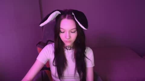 Snapshot of mefwhore chatting on February 9, 8:02 pm mefwhOre online show from February 9, 8:02 pm