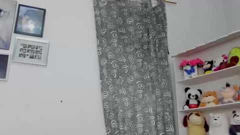 M E G A N online show from February 10, 4:54 pm