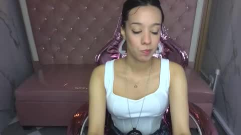 megan_collins_b online show from October 15, 1:56 pm