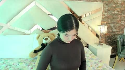     online show from November 10, 11:57 am