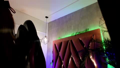 Snapshot of megan_inked_ chatting on January 31, 2:48 am online show from January 31, 2:48 am