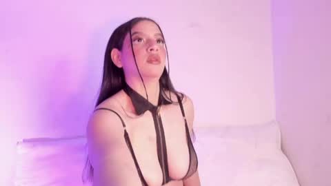 megan_jenner1 online show from May 16, 6:32 am
