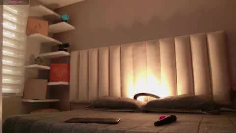     online show from October 16, 12:16 pm