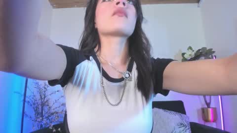 megan_shyne online show from February 12, 6:55 pm