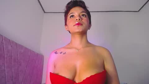 Megan online show from November 15, 9:27 pm