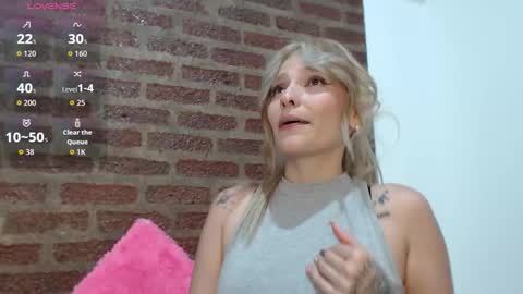 ---Megan--- online show from September 29, 9:25 pm