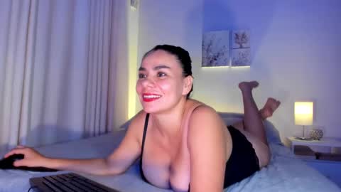 Megan M online show from December 18, 3:58 am