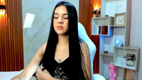 meganlara online show from September 19, 8:34 pm